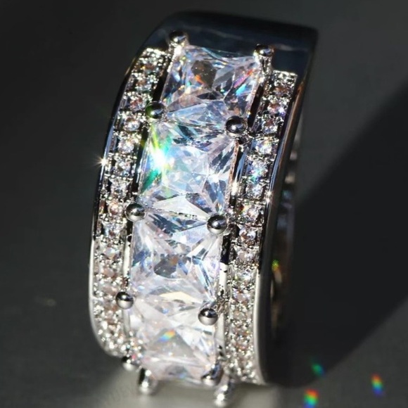 NEW💍8.7 CT 925 Sterling Silver Engagement Ring - Picture 2 of 4